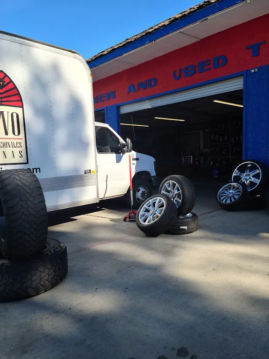 Perez Wheels & Tires 8