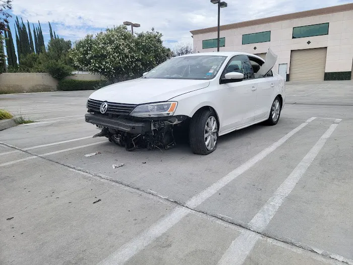 San Jacinto Auto Collision 2