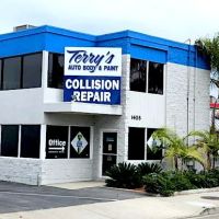 Terry's Auto Body & Paint