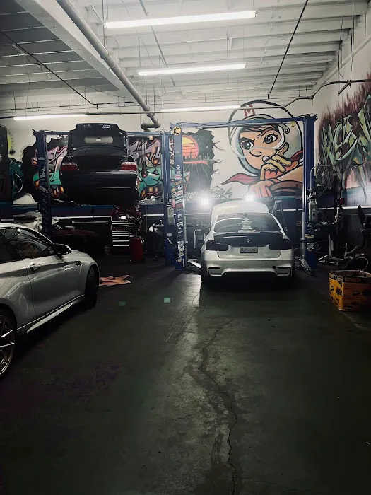 Manji Motorwerks 1
