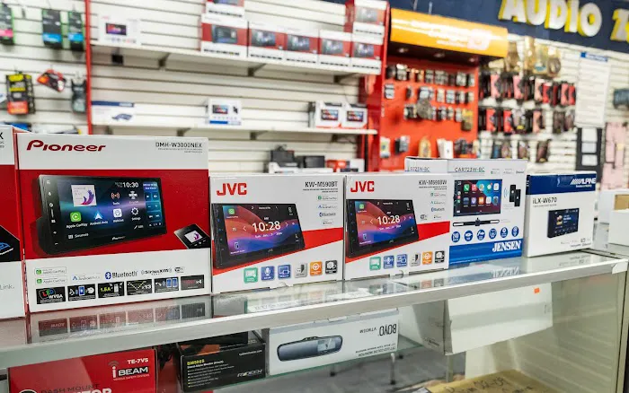 Audio & Accessory Zone 4