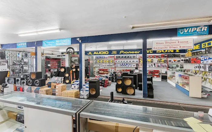 Audio & Accessory Zone 6