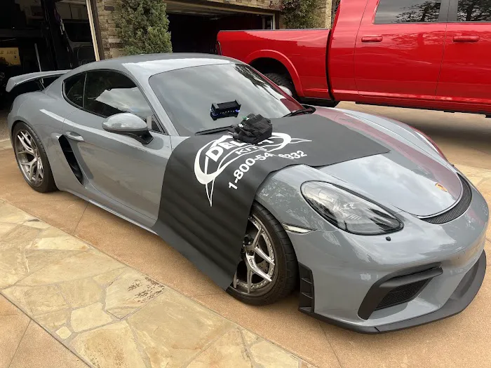 911 Windshield Repair & Replacement 3