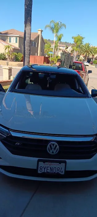 Auto Glass Mobile Service 4