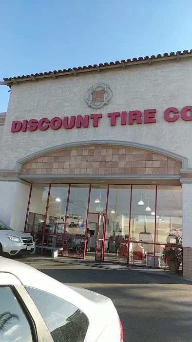 Discount Tire 0