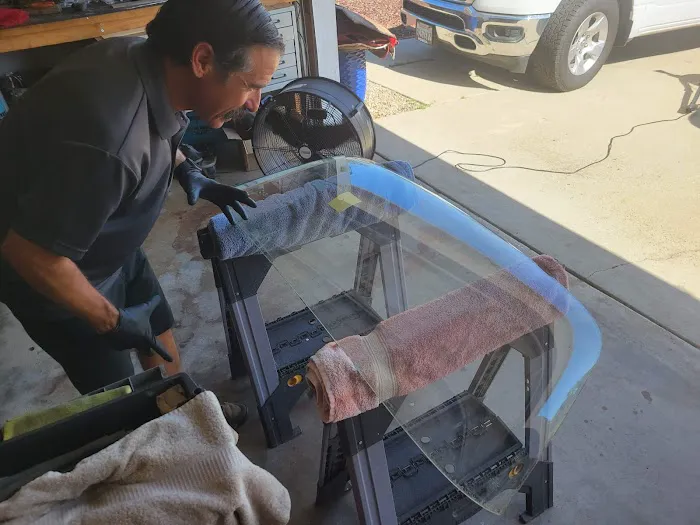 ARG-Quality Auto Replacement Glass 3