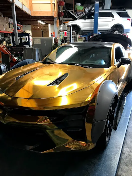 HERAS AUTO SHOP 7