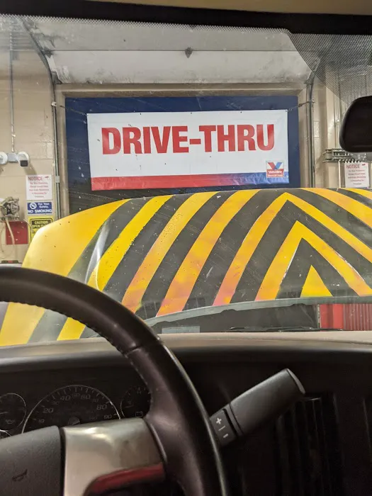 Valvoline Instant Oil Change 4