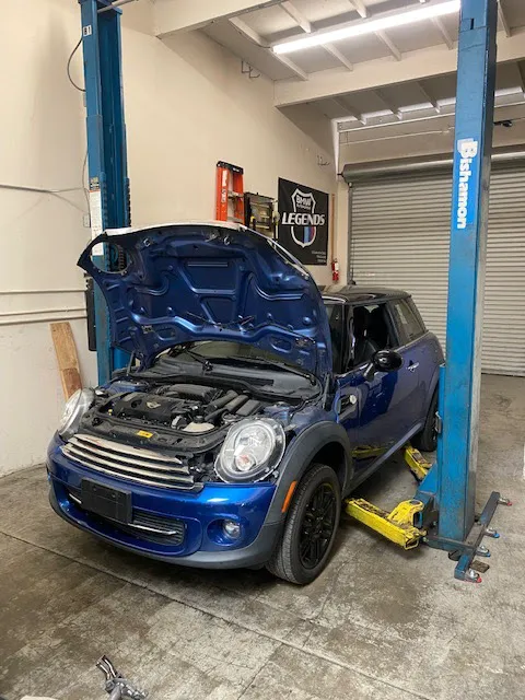 Legends BMW Automotive 8