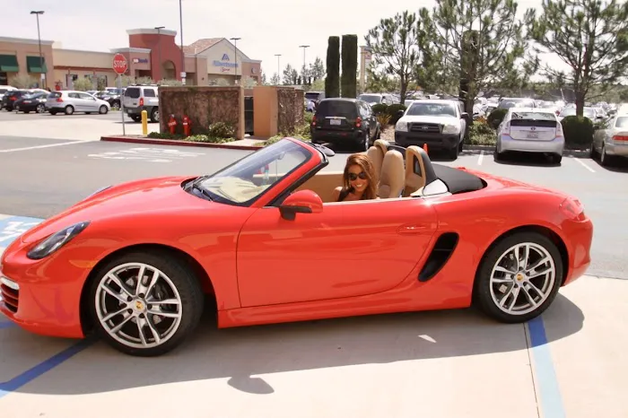 Legends BMW Automotive 0