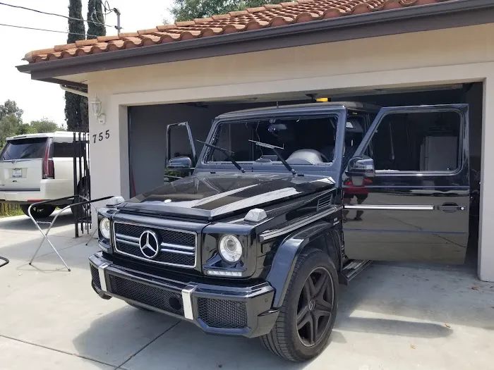 SG Auto Glass 4