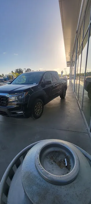 Norm Reeves Honda Superstore Vista Service & Parts Center 1