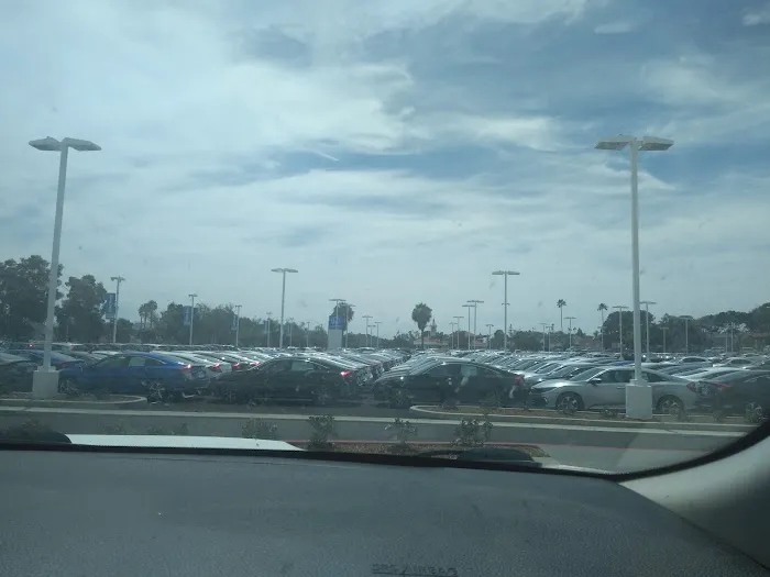 Norm Reeves Honda Superstore Vista Service & Parts Center 6