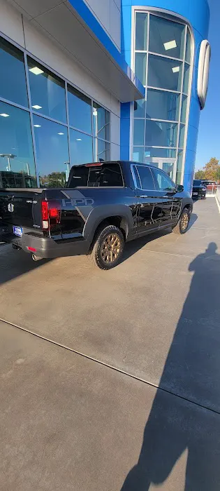 Norm Reeves Honda Superstore Vista Service & Parts Center 2