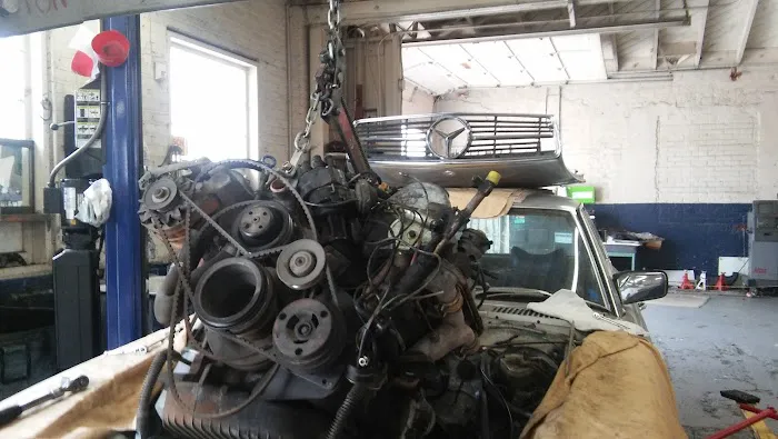Marina Motorworks 2