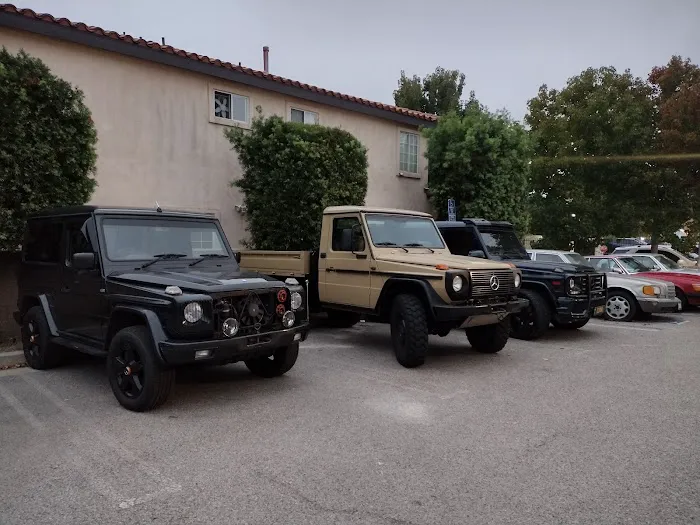 Marina Motorworks 4