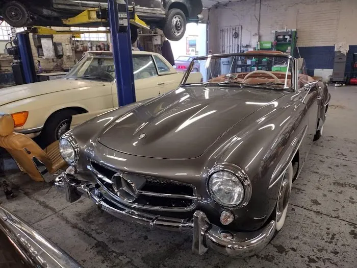 Marina Motorworks 5