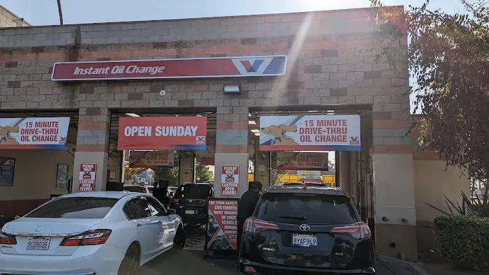 Valvoline Instant Oil Change 7