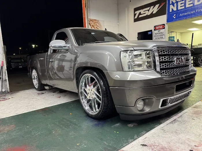 JC WHEELS & TIRES 0