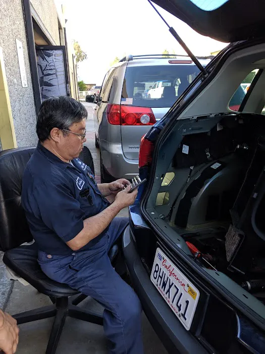 Charlie Auto Services 0