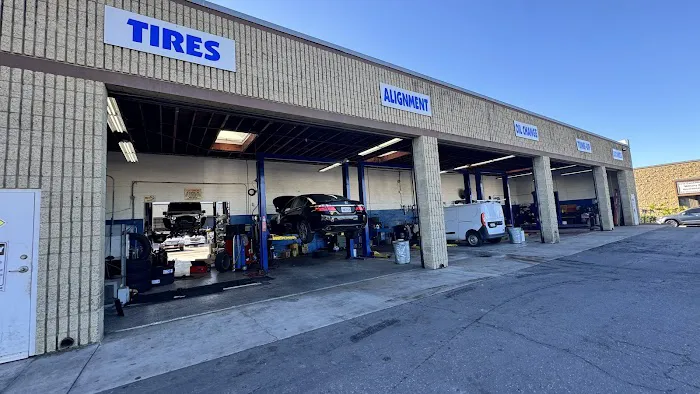 Family Auto Service 8