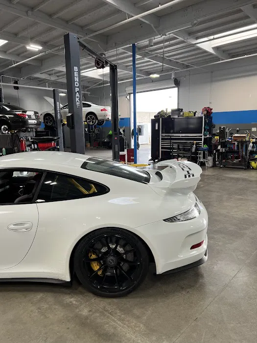 Independent Motorcars 4
