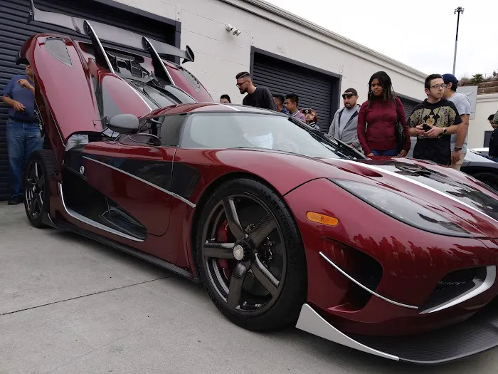 McLaren, Lamborghini, Rolls-Royce San Diego Service Center 4