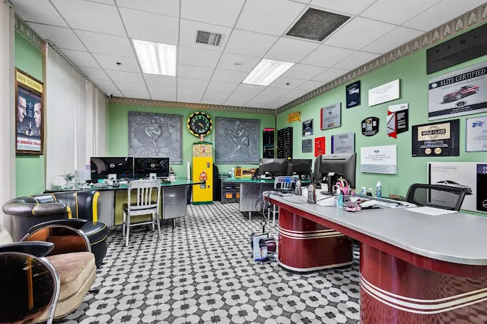 Amato's Auto Body 3