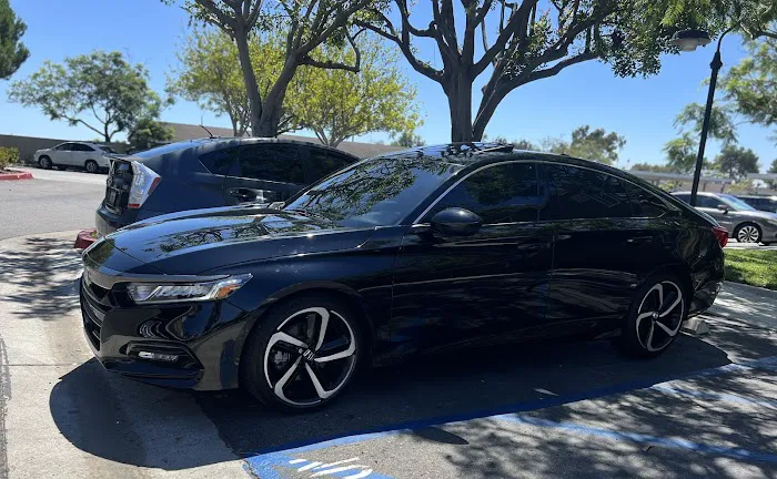 Angel's Autoglass & Tint 5