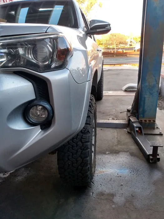 Scott's Automotive 5