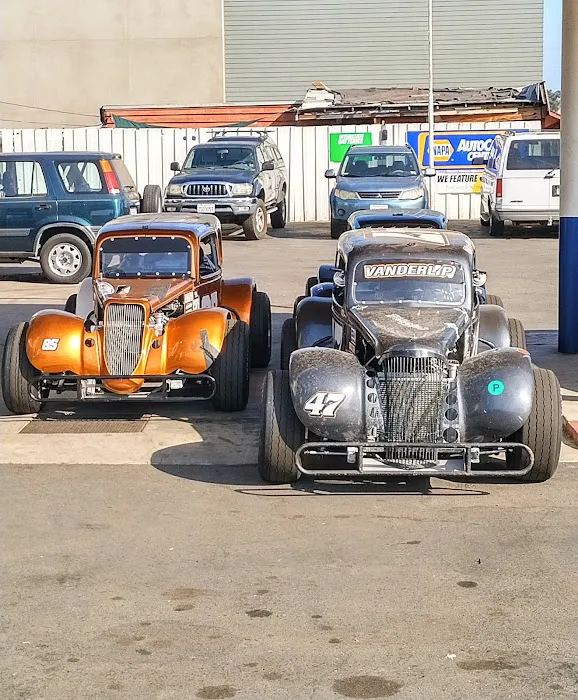 Scott's Automotive 3