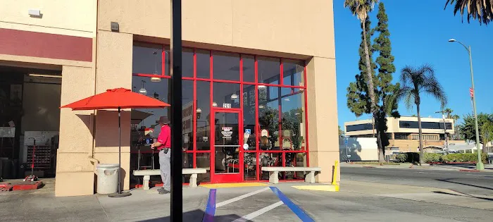 Discount Tire 0