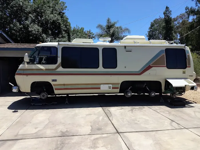 Sonrise RV Parts and Body Repair 9