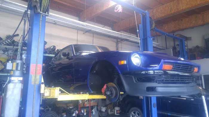 Navarro's Auto Repair 6