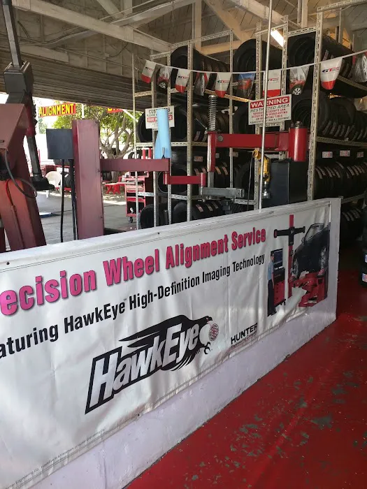 Levi's Tires 6