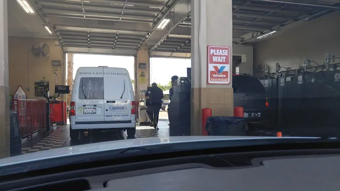 Valvoline Instant Oil Change 7