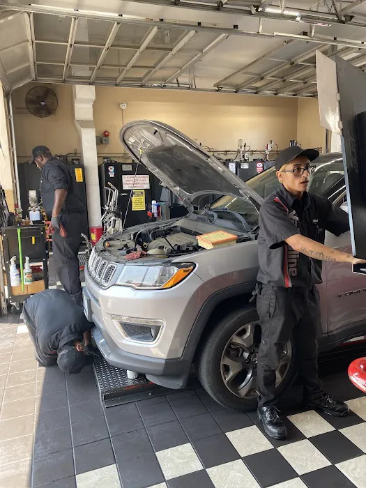 Valvoline Instant Oil Change 8