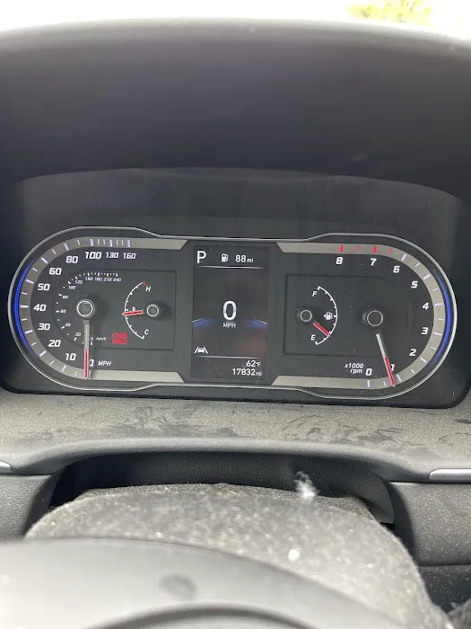 Hyundai Service Center 1