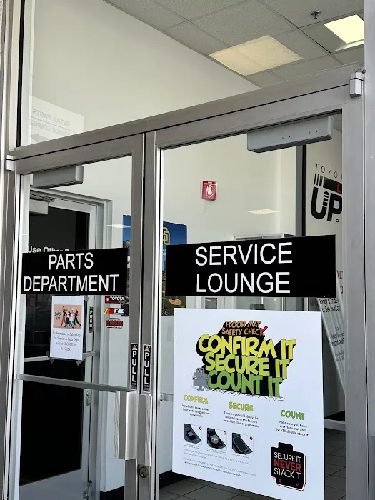 Toyota Service Center 7