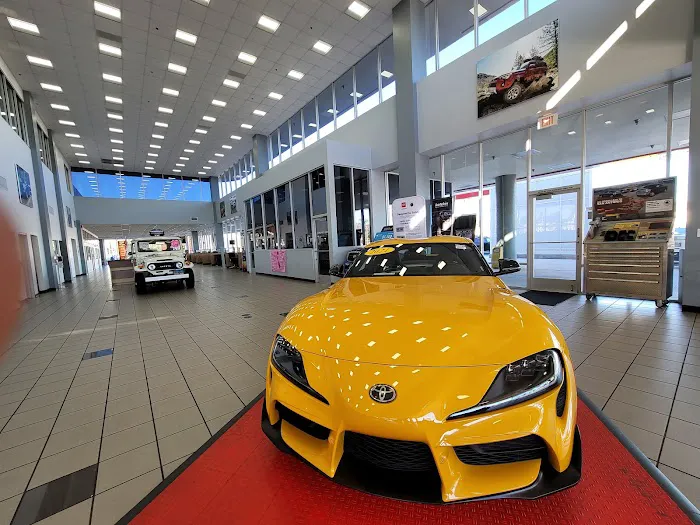 Toyota Service Center 2