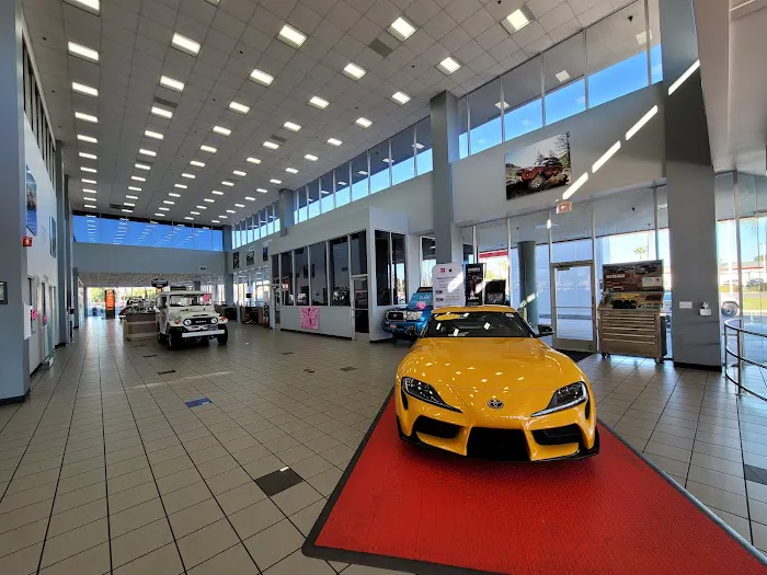 Toyota Service Center 1