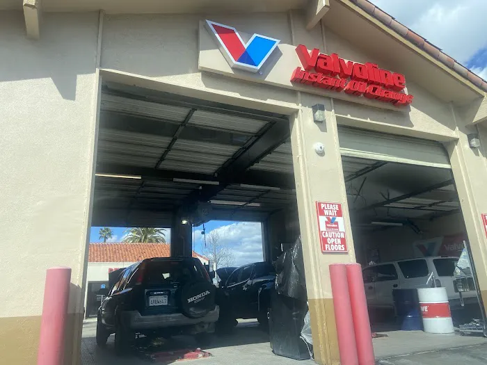 Valvoline Instant Oil Change 8