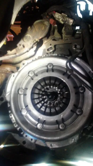 Le's Auto Services 0