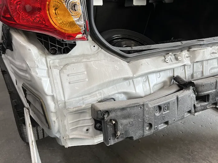 KORA AUTO COLLISION & BODY 2