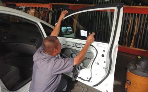 Low Price Auto Glass