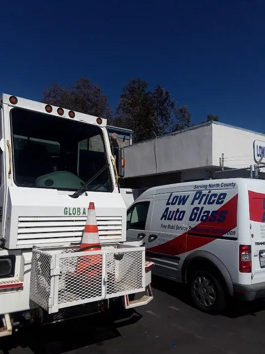 Low Price Auto Glass 5