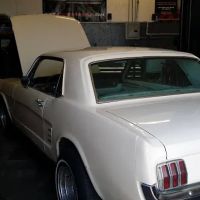 Padilla's Auto Repair and tires shop