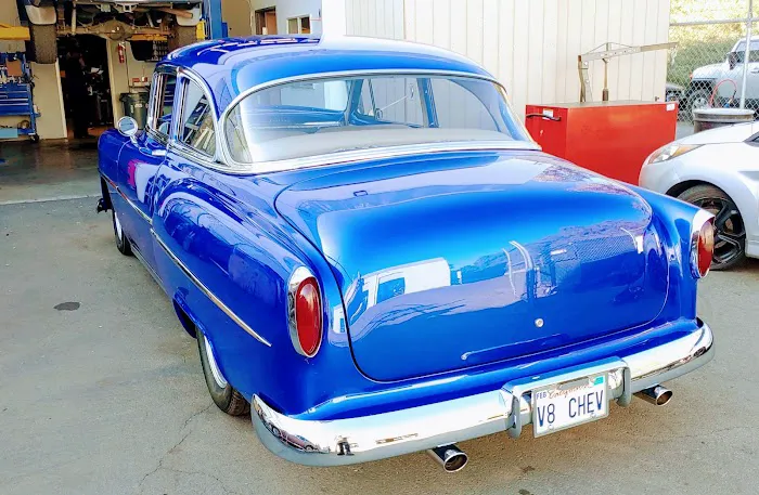 Thoroughbred Motors 6
