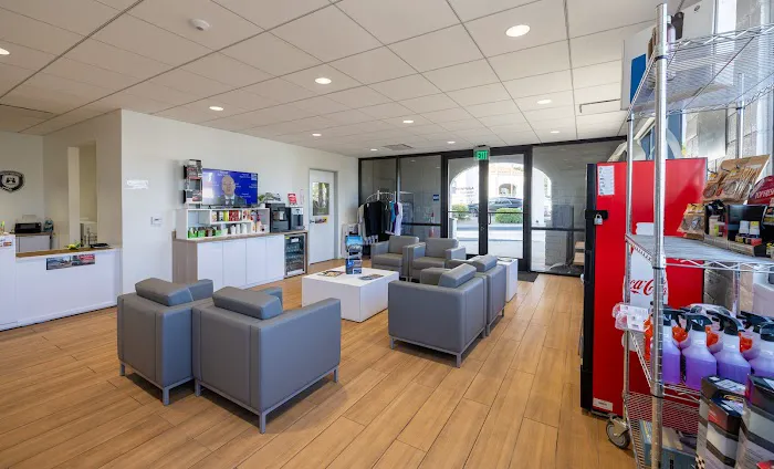 AutoNation Volkswagen Carlsbad Service Department 6