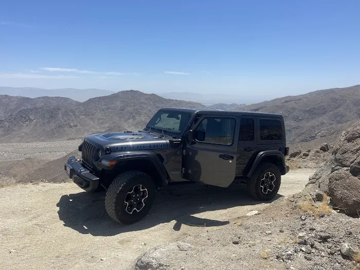 AutoNation Chrysler Dodge Jeep RAM Carlsbad Service Center 6